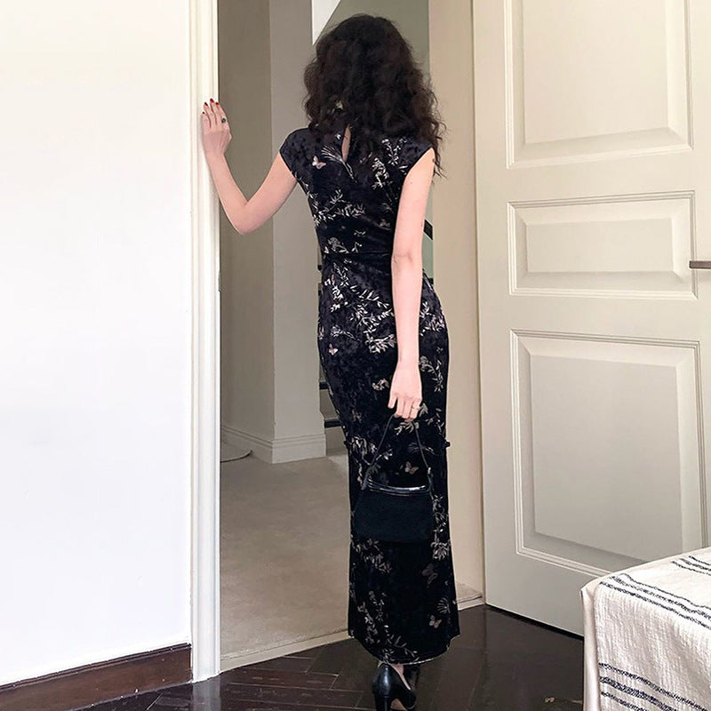 Damen Elegantes Maxikleid mit floralem Druck und Stehkragen Echo Archiv