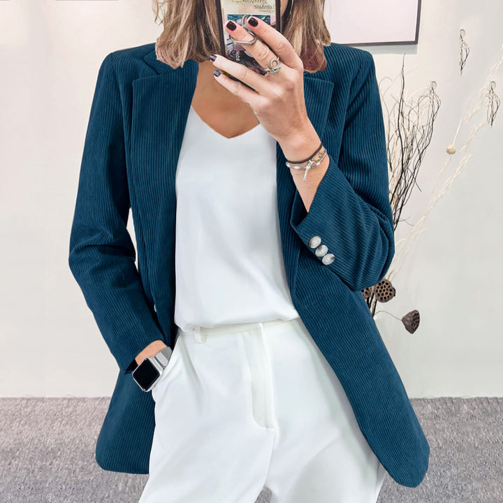 Damen Cordblazer im Oversized-Schnitt mit Revers und Schmuckknöpfen Echoarchiv