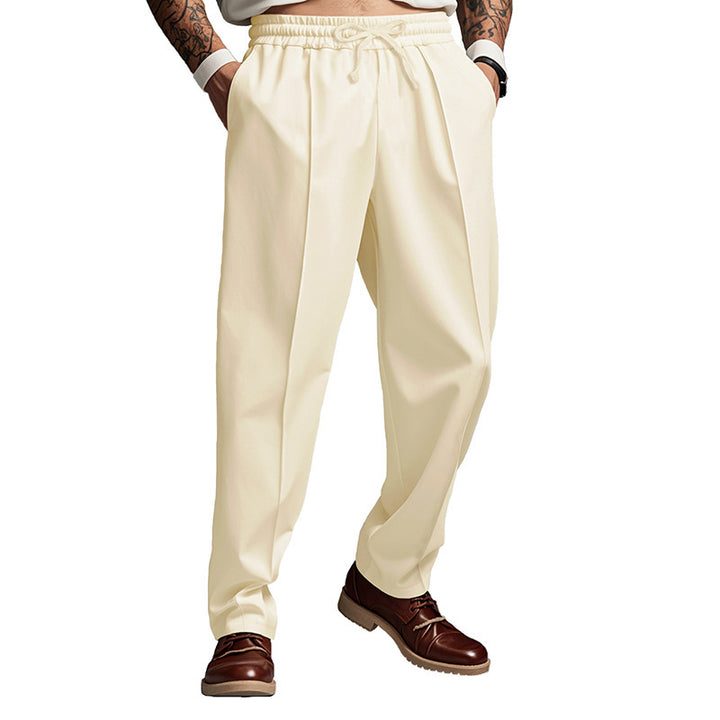 Herren Chino-Hose mit verstellbarem Bund und eleganter Faltenoptik Echoarchiv