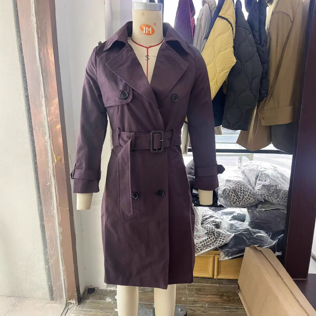 Damen taillierter Trenchcoat mit doppelreihiger Knopfleiste, Bindegürtel und Schulterpatten – Montévia