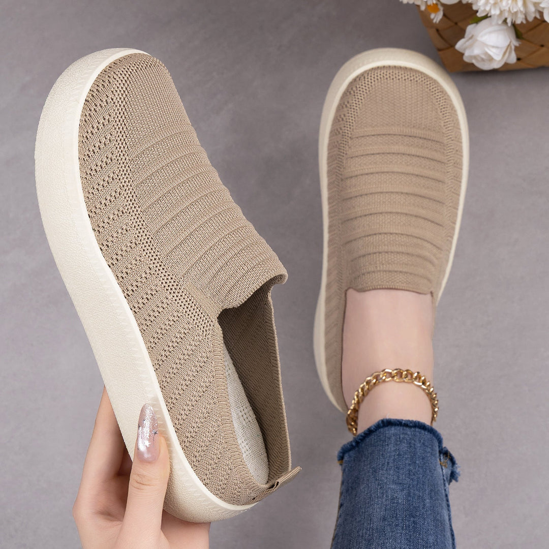 Damen Flexible Slip-On Sneaker mit elastischer Oberflächenstruktur Echo Archiv