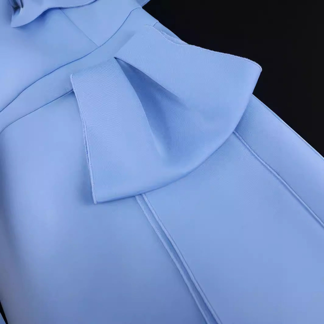 Damen figurbetontes Kleid mit schulterfreiem Design und drapiertem Detail Echo Archiv