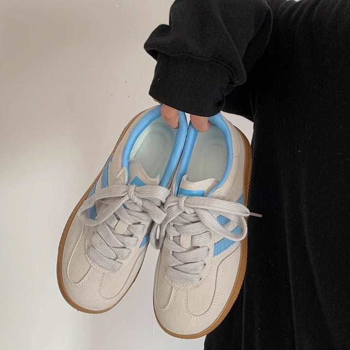 Damen Sneakers mit weichem Obermaterial und trendigen Farbakzenten Echo Archiv