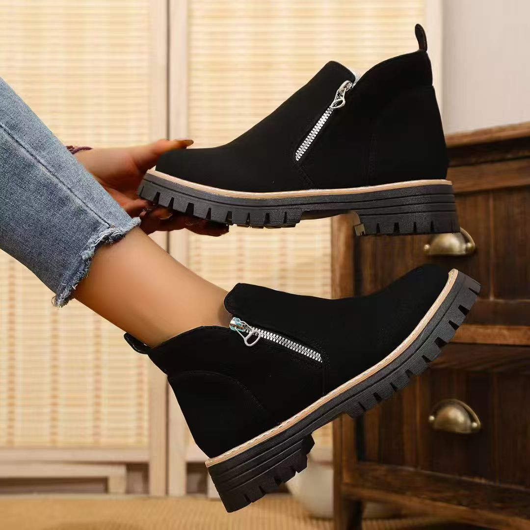 Damen Warme Chelsea-inspirierte Stiefelette mit seitlichem Reißverschluss und grober Profilsohle – Varelle