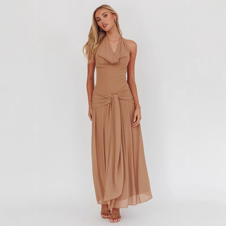 Damen Elegantes langes Abendkleid mit raffiniertem Halternetz Echo Archiv