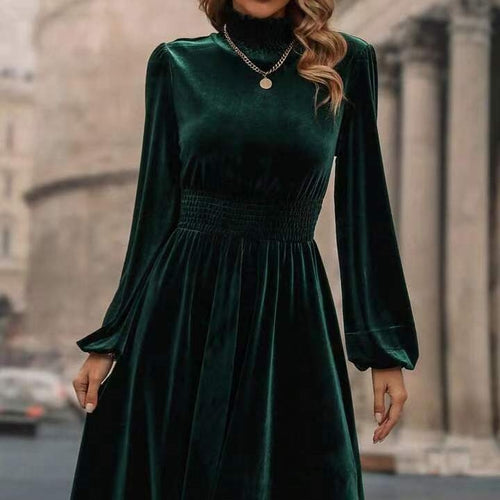 Damen Samtkleid mit hochgeschlossenem Design und eleganten langen Ärmeln Echoarchiv