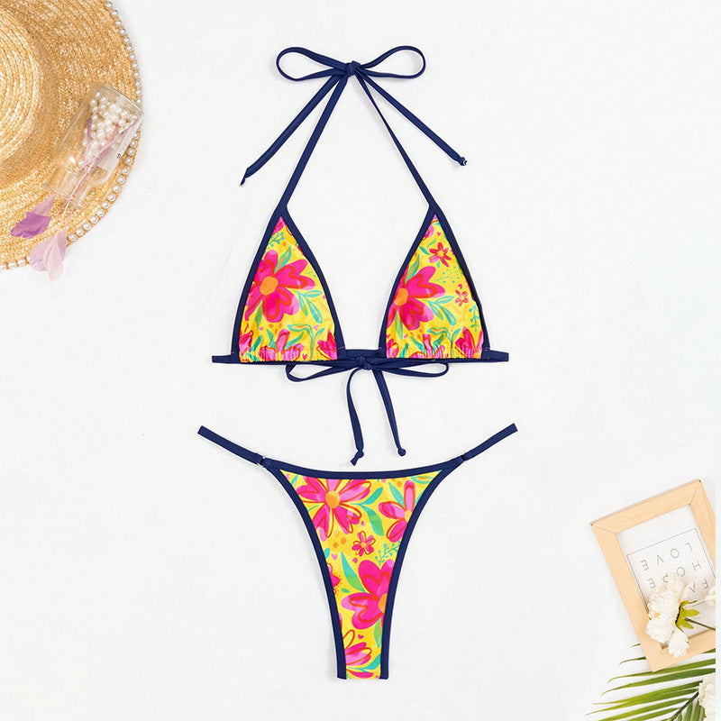 Damen Triangel-Bikini-Set mit floralem Muster und farbenfrohen Akzenten Echo Archiv