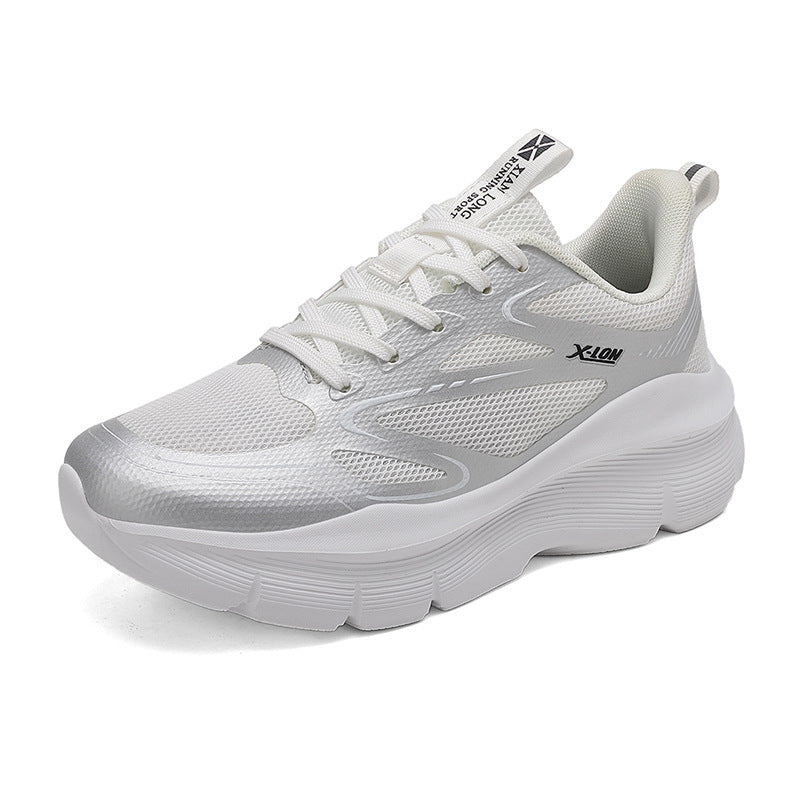 Damen nan modische Volumen-Sneaker mit atmungsaktivem Mesh, verstärkenden Overlays und extra gedämpfter Keilsohle Echo Archiv