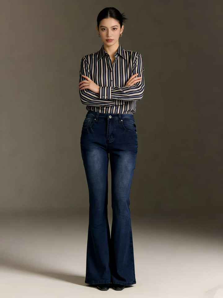 Damen Hoch geschnittene Flared Jeans mit eleganter Silhouette Echo Archiv