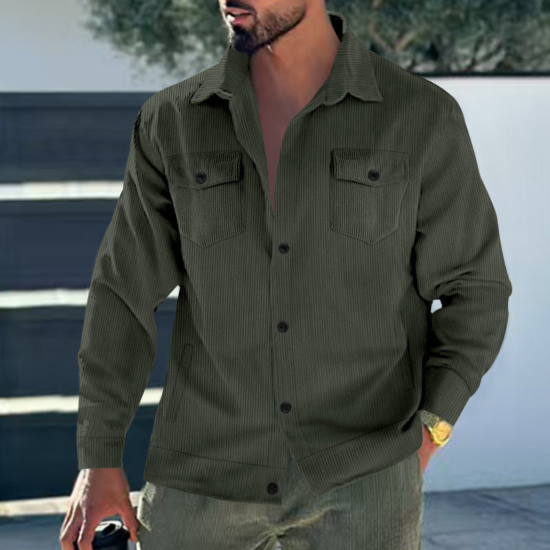 Herren modern geschnittene Cordjacke mit Brusttaschen Echoarchiv