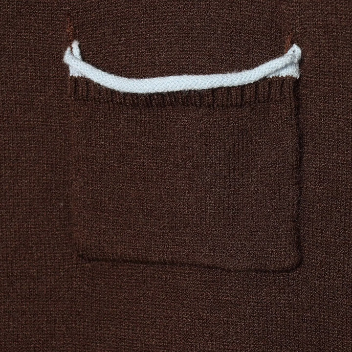 Damen Kurze Feinstrick-Cardigan mit Rundhals, Brusttasche und Rippbündchen Echoarchiv
