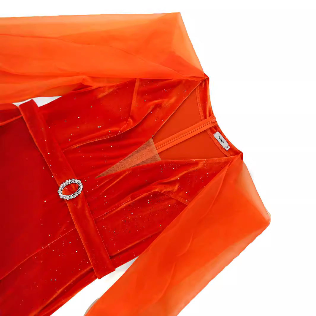 Damen Abendkleid mit extravagantem Transparenz-Design und funkelnden Applikationen Echo Archiv