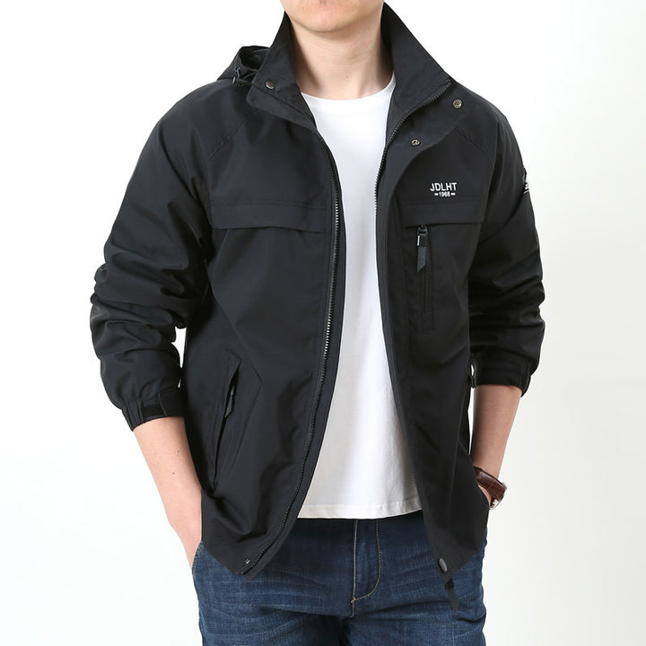 Herren Leichte Kapuzen‑Softshelljacke mit wasserabweisender Oberfläche und Reißverschluss‑Brusttasche – Taviero