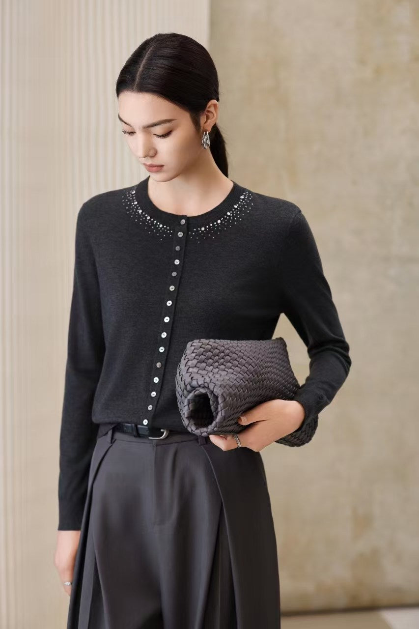 Damen Feiner Feinstrick-Cardigan mit Perlendekor am Rundhalsausschnitt Echo Archiv