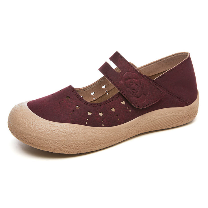 Damen nan komfortabler Mary-Jane Slipper mit Klettverschluss, perforiertem Herzmuster und stoßdämpfender Leichtsohle Echo Archiv