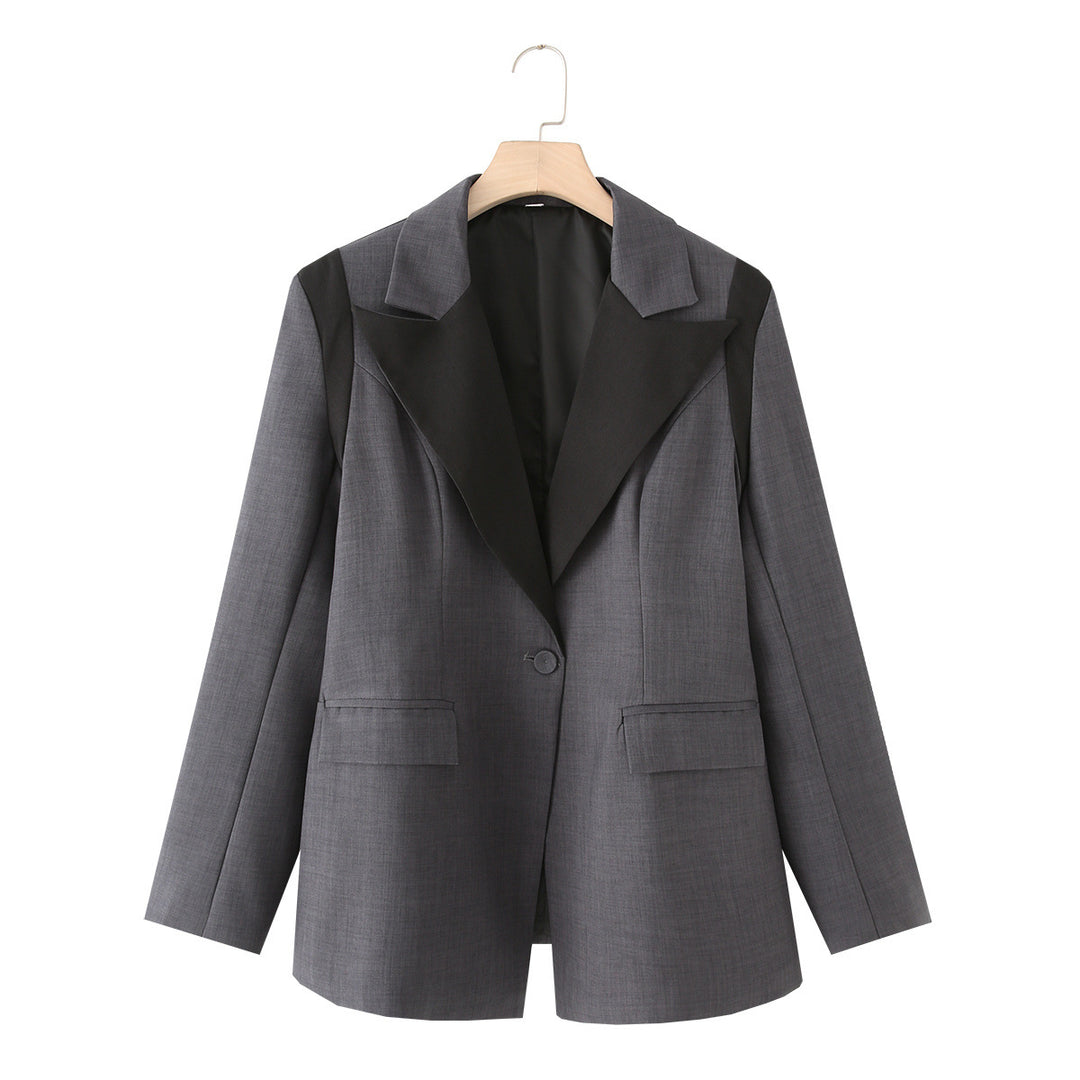Damen nan weitgeschnittener Blazer mit kontrastierendem Revers, einreihiger Knopfleiste und Pattentaschen Echo Archiv