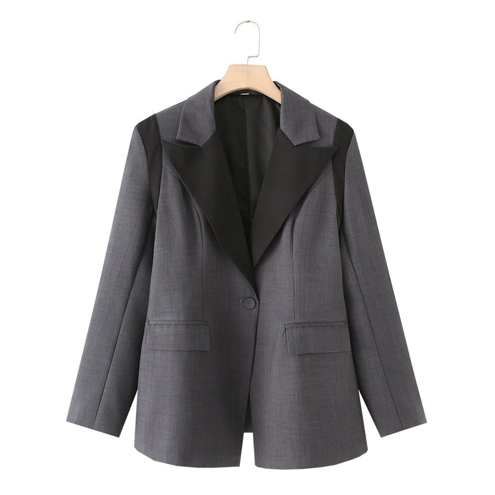 Damen nan weitgeschnittener Blazer mit kontrastierendem Revers, einreihiger Knopfleiste und Pattentaschen Echo Archiv