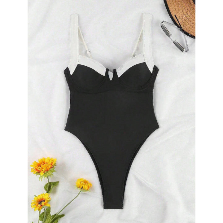 Damen Einteiliger Badeanzug mit stylishen Cut-Outs und breiten Trägern Echo Archiv