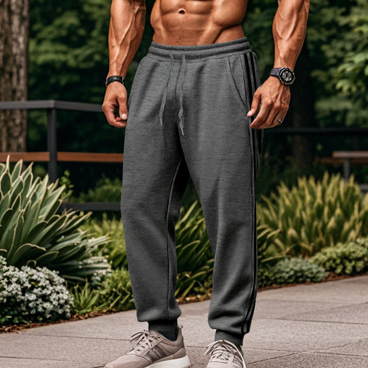 Herren sportliche Cargo-Jogginghose mit atmungsaktiven Einsätzen und elastischem Bund Echoarchiv