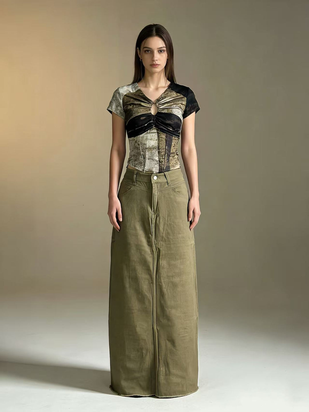 Damen nan langer High-Waist Denim-Maxirock mit gerader Silhouette und rohem Saum Echo Archiv