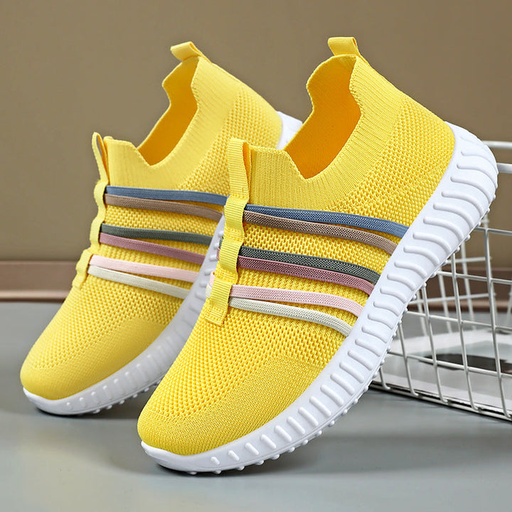 Damen Leichte und atmungsaktive Slip-On Sneakers mit elastischem Einsatz Echo Archiv
