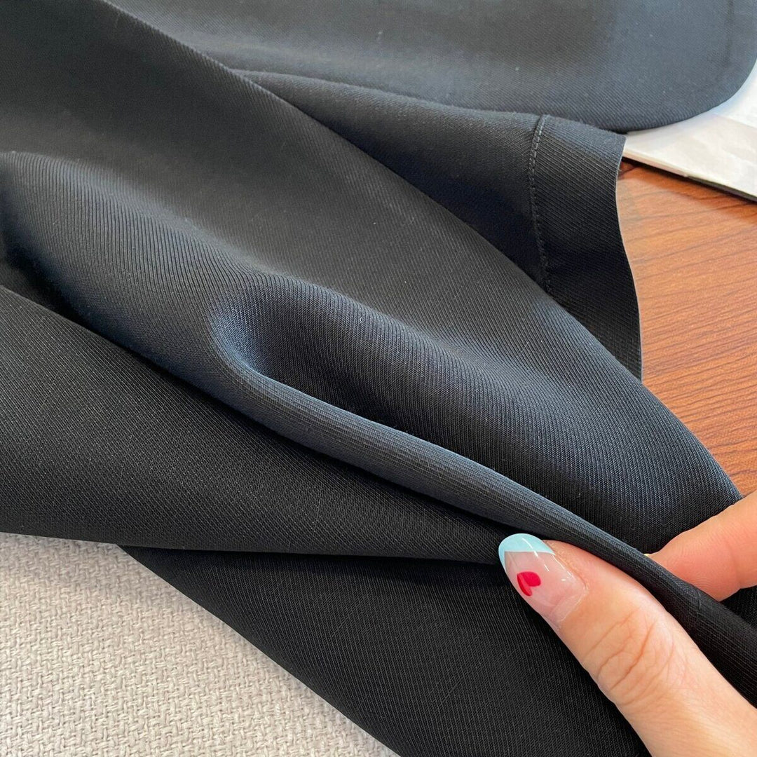 Damen Elegante Bluse mit strahlendem Knopfdetail Echoarchiv