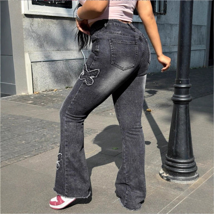 Damen Hochtaillierte Flared-Jeans mit Schmetterlingsstickerei, rohem Saum und sculptendem Stretchbund Echo Archiv