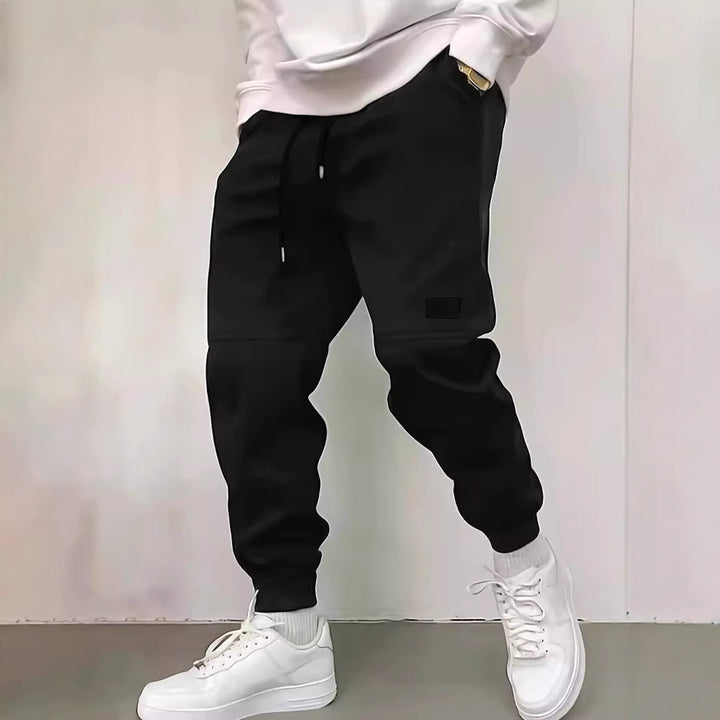 Herren Sportliche Jogginghose mit innovativen Taschen Echoarchiv