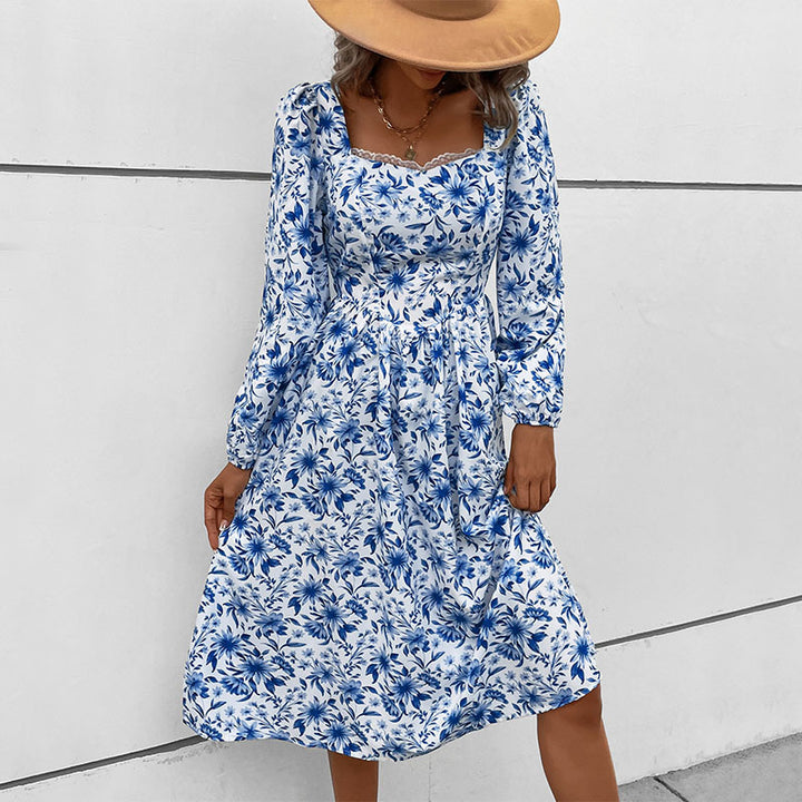 Damen Blumiges Midi-Kleid mit schulterfreien Ärmeln Echo Archiv