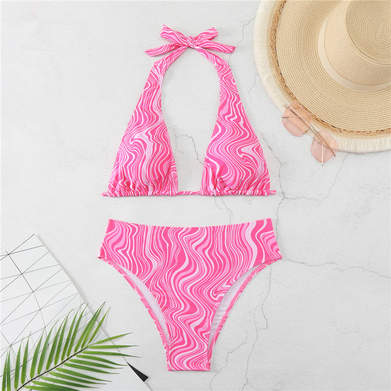 Damen Triangel-Bikini mit elegantem Wickeldetail und modischem Wellenmuster Echo Archiv