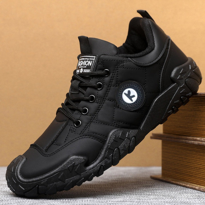 Herren Robuster Outdoor-Sneaker mit profilierter Trail-Sohle und gesteppter Obermaterial-Optik Echoarhiv