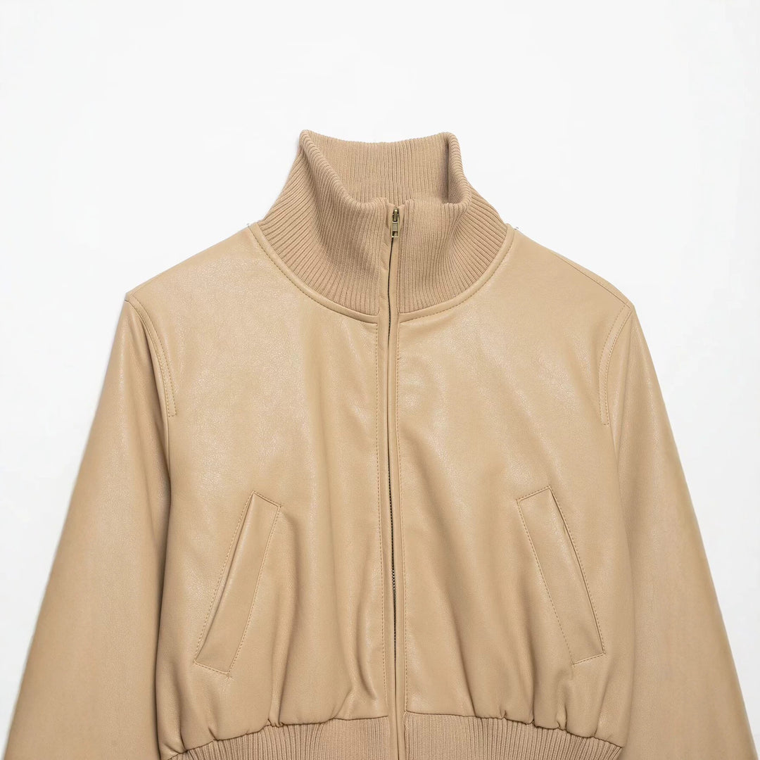 Damen Kurz geschnittener Lederblouson mit hohem Rippkragen Echo Archiv