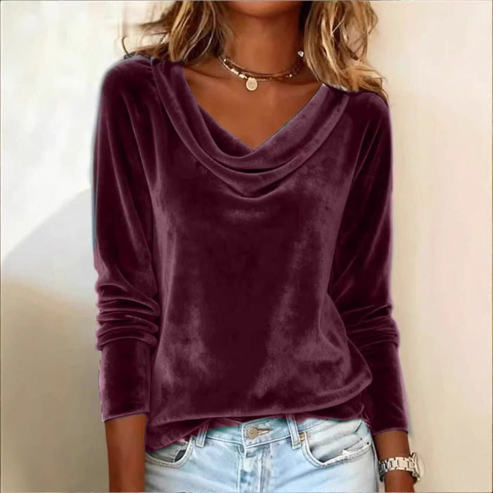 Damen Samt-Longsleeve mit Wasserfallkragen und legerem Schnitt Echoarchiv