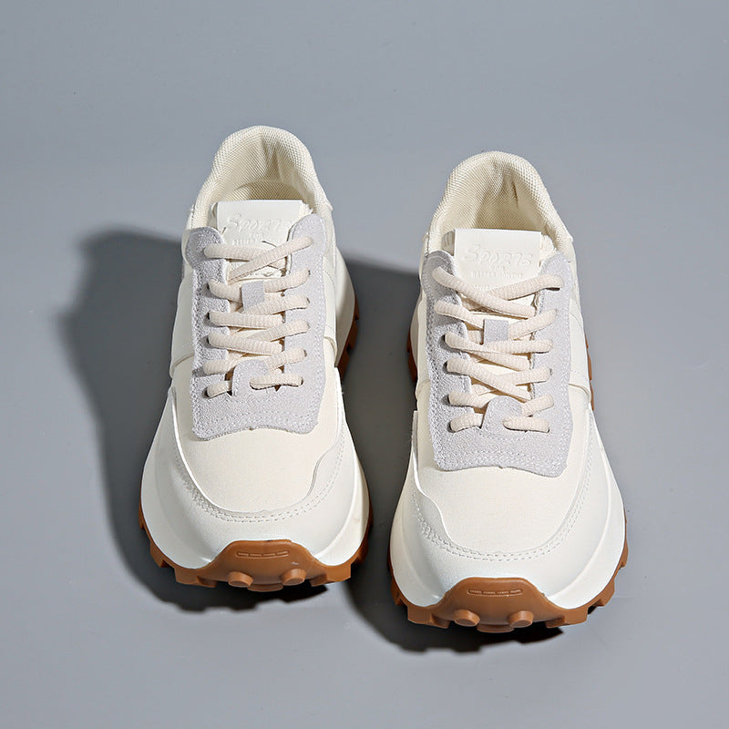 Damen Plateau-Casual-Sneaker mit profiliertem Gum-Profil und Velours-Overlays Echoarchiv