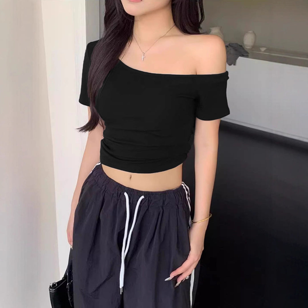 Damen lässiges Crop-Top im Off-Shoulder Stil Echo Archiv