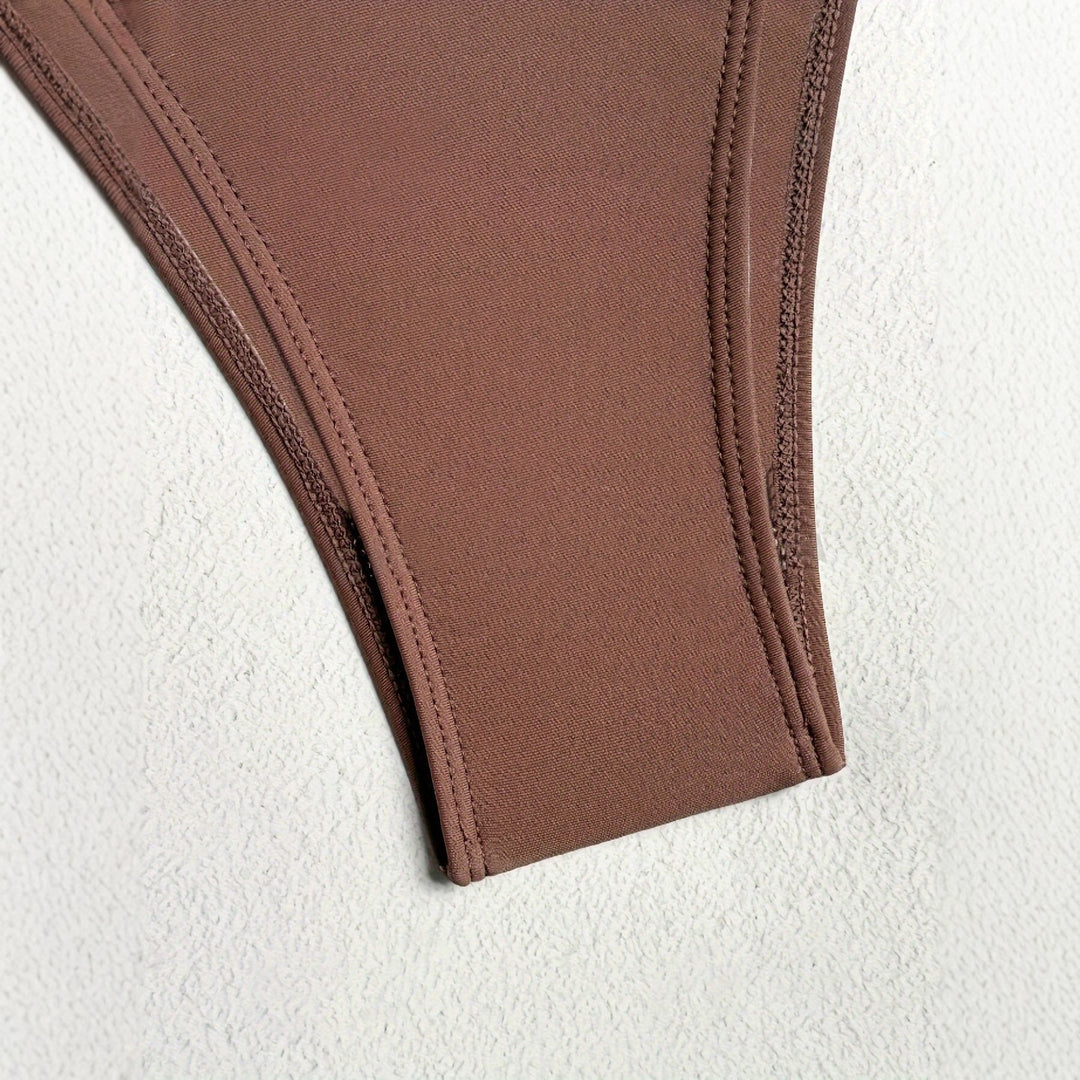 Damen Bandeau-Bikini mit innovativem Knotendesign Echo Archiv