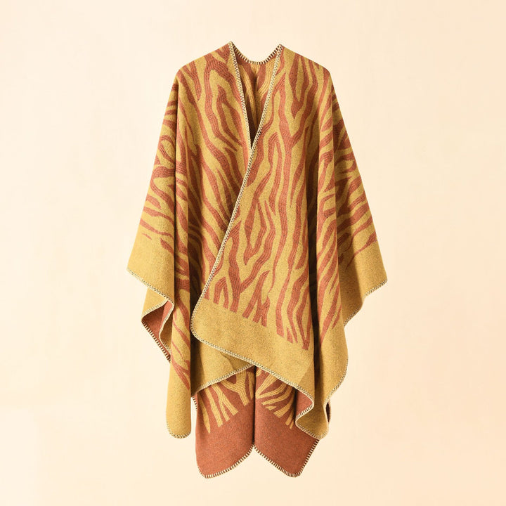 Damen Zebra‑Jacquard Poncho‑Cape im Oversize‑Kimono‑Fall aus weichem Feinstrick Echo Archiv