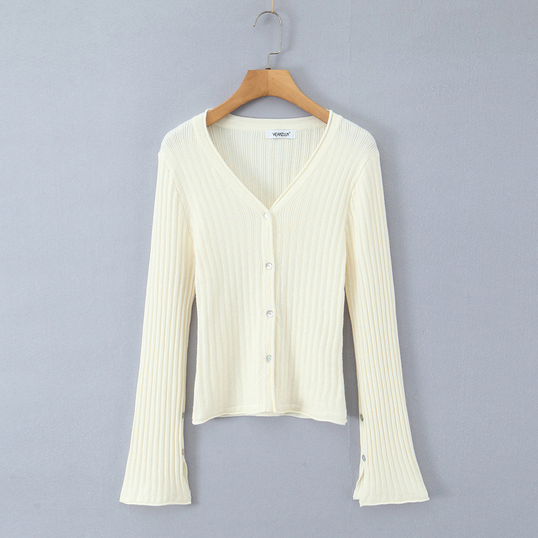 Damen Feinstrick-Cardigan mit V-Ausschnitt und plissiertem Minirock-Set Echoarchiv