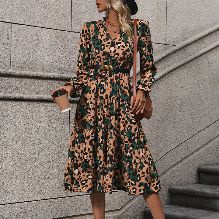 Damen Wickel-Midikleid mit Leopardenmuster, Stufenrock und elastischer Taillenpassform Echoarchiv