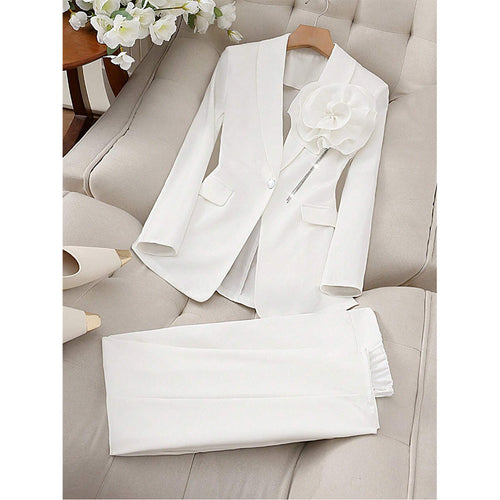 Damen Elegantes und Stilvolles Blazer-Set Echo Archiv