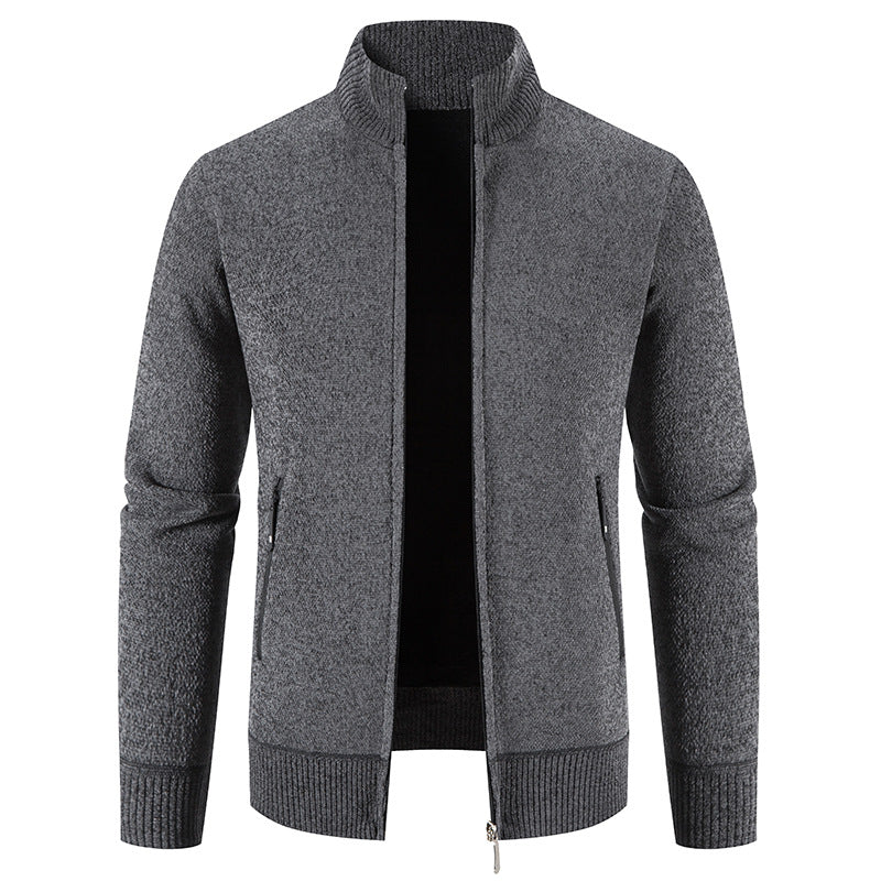 Herren elegante Strickjacke mit hohem Kragen und praktischen Reißverschlusstaschen Echoarchiv