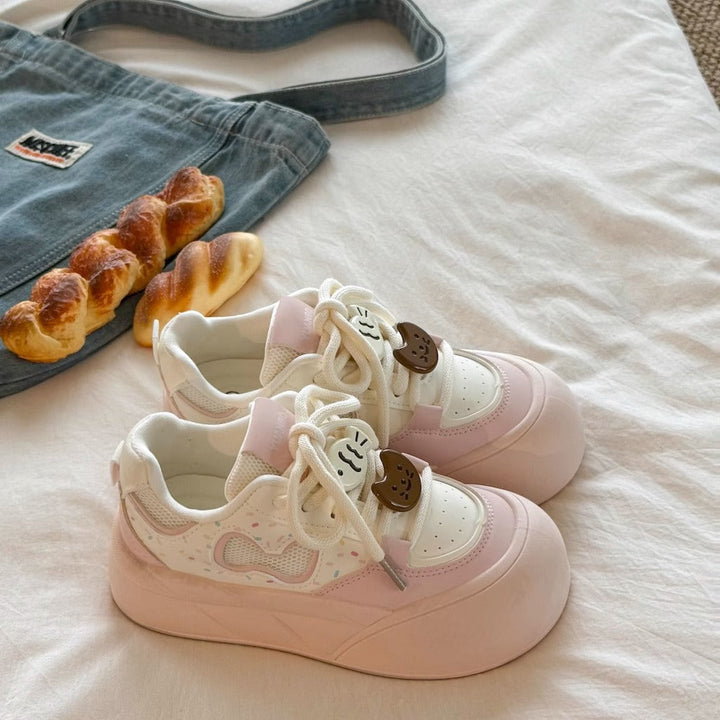 Damen Komfortable Sneakers mit verspielten Applikationen Echo Archiv