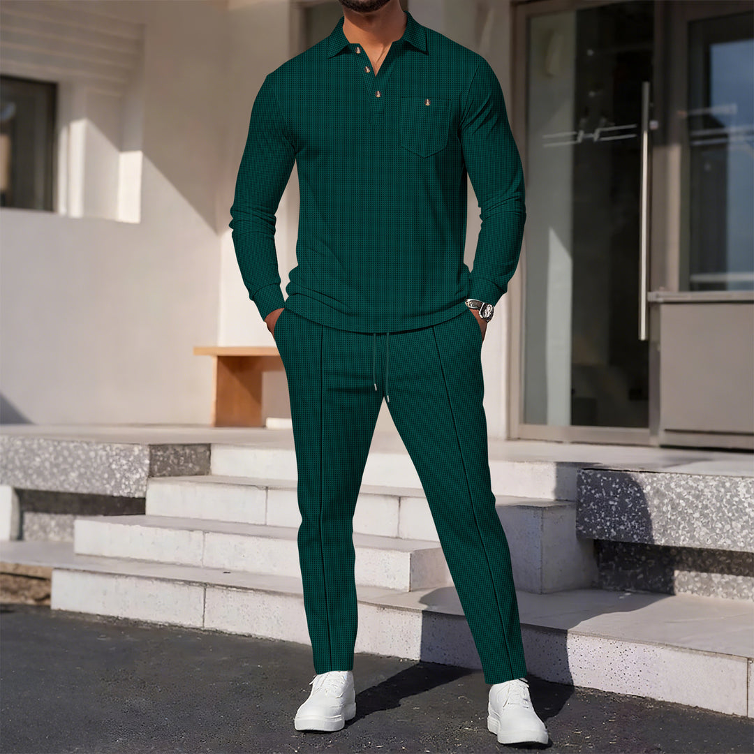 Herren eleganter Freizeitanzug mit strukturiertem Oberteil und modischen Hosen Echoarchiv