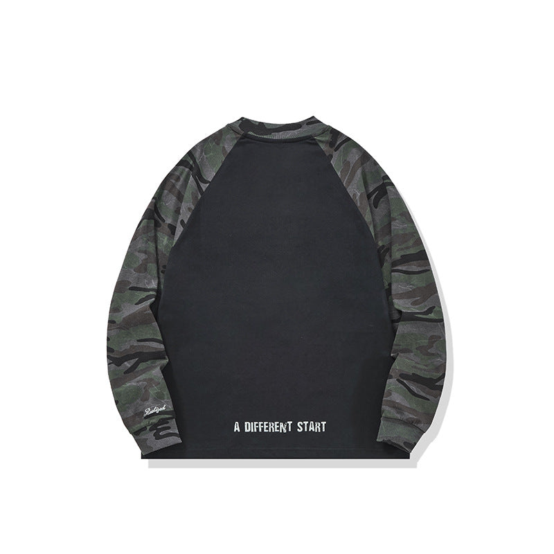 Unisex Oversize-Sweatshirt mit Camouflage-Raglanärmeln und geprägtetem Frontlogo Echoarchiv