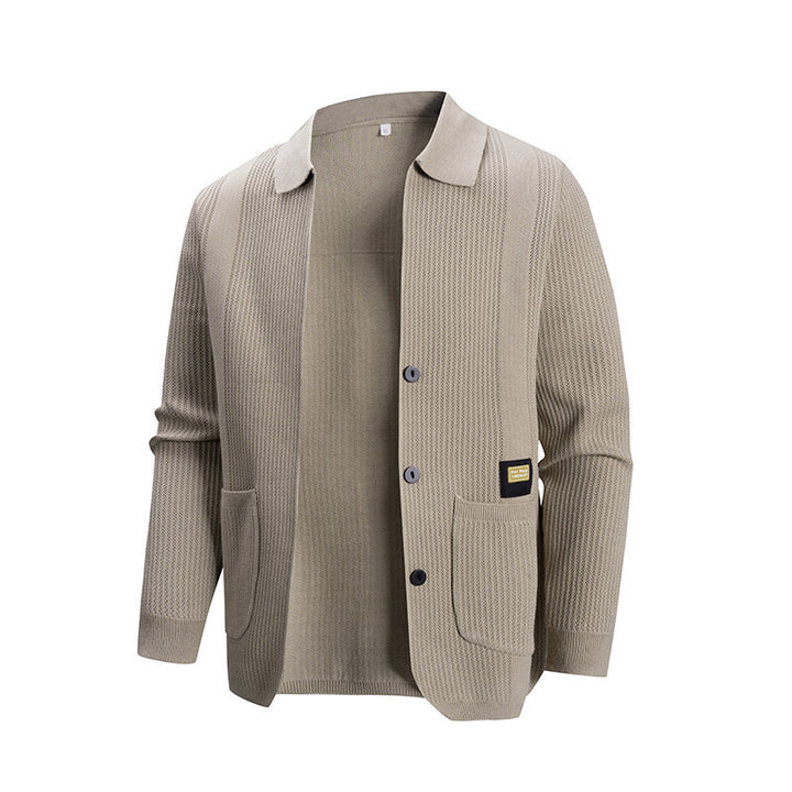 Herren Strickjacke mit modernem Rippmuster und praktischen Taschen Echoarchiv