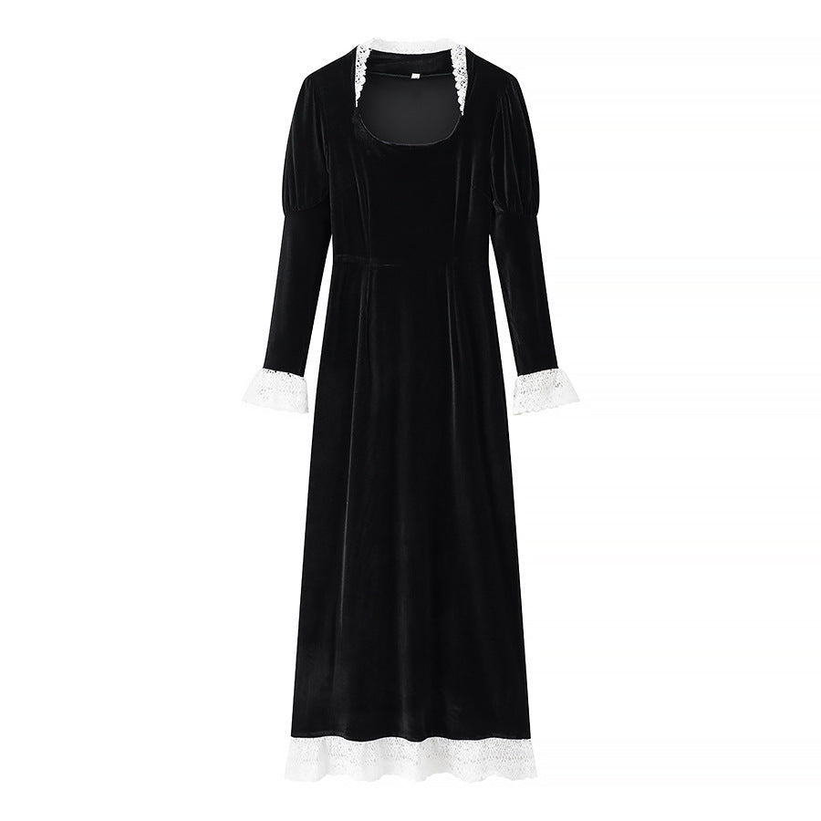 Damen Maxikleid aus Samt mit quadratischem Ausschnitt, Puffärmeln und Spitzenbesatz Echo Archiv