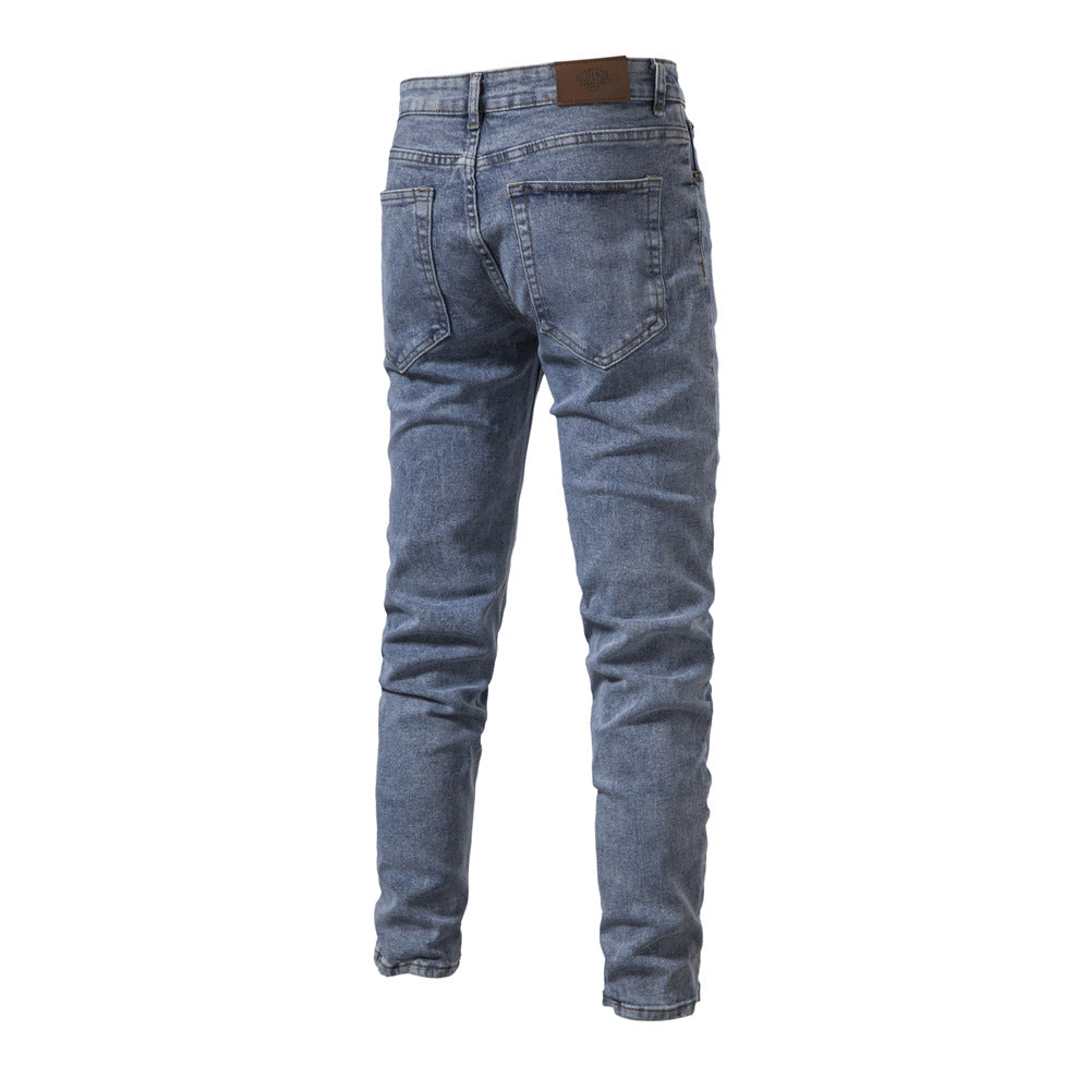 Herren Slim Fit Jeans im zeitgemäßen Design Echoarchiv