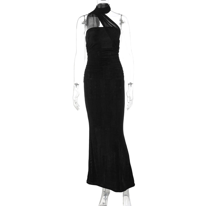 Damen Elegantes Abendkleid mit schulterfreiem Halterdesign und figurschmeichelnder Drapierung Echo Archiv