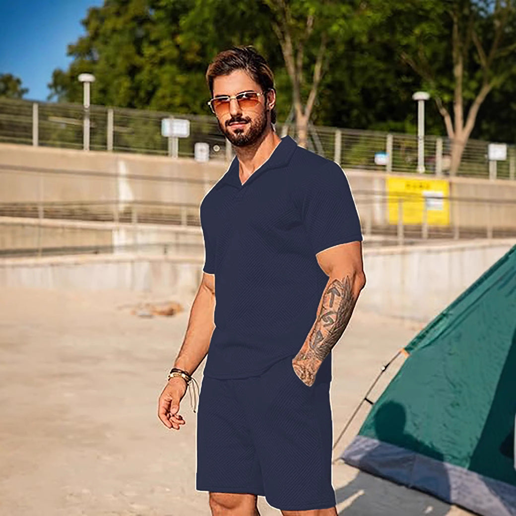 Herren Freizeitset mit passendem Kurzarmhemd und Shorts Echoarchiv