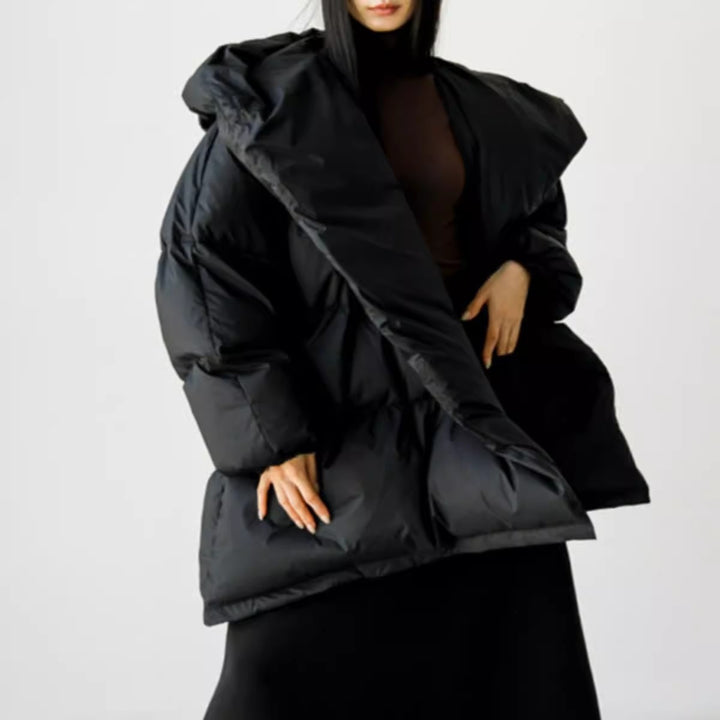 Damen Oversized Stepp-Winterjacke mit XXL-Kapuze und Kordeltaillenband – Célinea